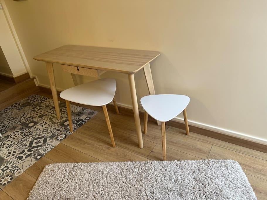 Charm'In Champigny: Studio Cosy, Detente & Travail Exterior foto